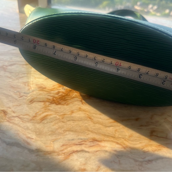 LOUIS VUITTON green Epi Saint Jacques bag - Picture 14 of 14